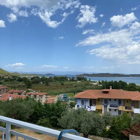 Diana 아파트 보우르보우로우